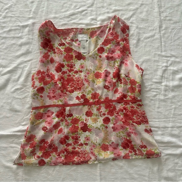 Emma James Tops - Vintage Floral Sleeveless Top - Red and Pink